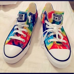 PRIDE - TIE DYE CONVERSE : ❤️🧡💛💚💙NEW size 8.5